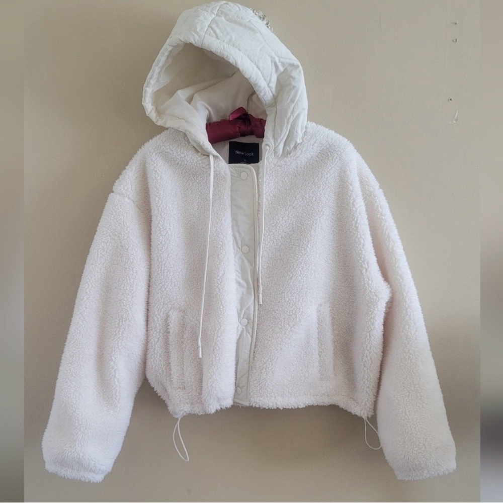 New Look | Hooded Fuzzy Cream Jacket